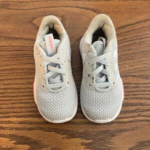 Toddler shoes